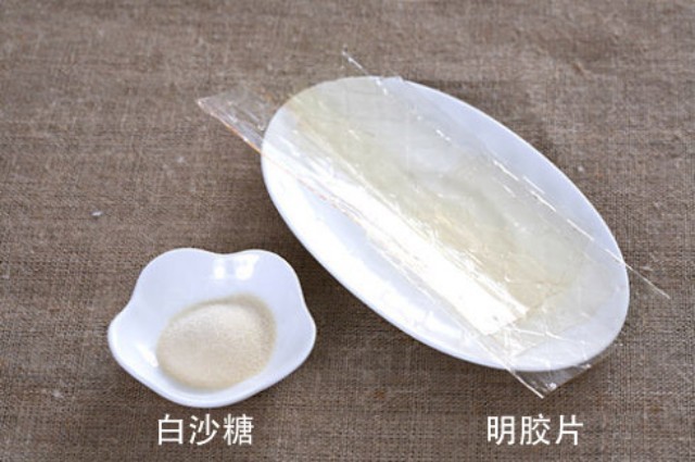 玩转葡萄酒:DIY起泡西拉酒果冻02 玩转葡萄酒:DIY起泡西拉酒果冻02